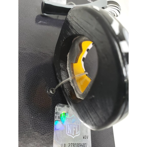 NFL Green Bay Packers Shoe Bottle Opener - Picture 2 of 2